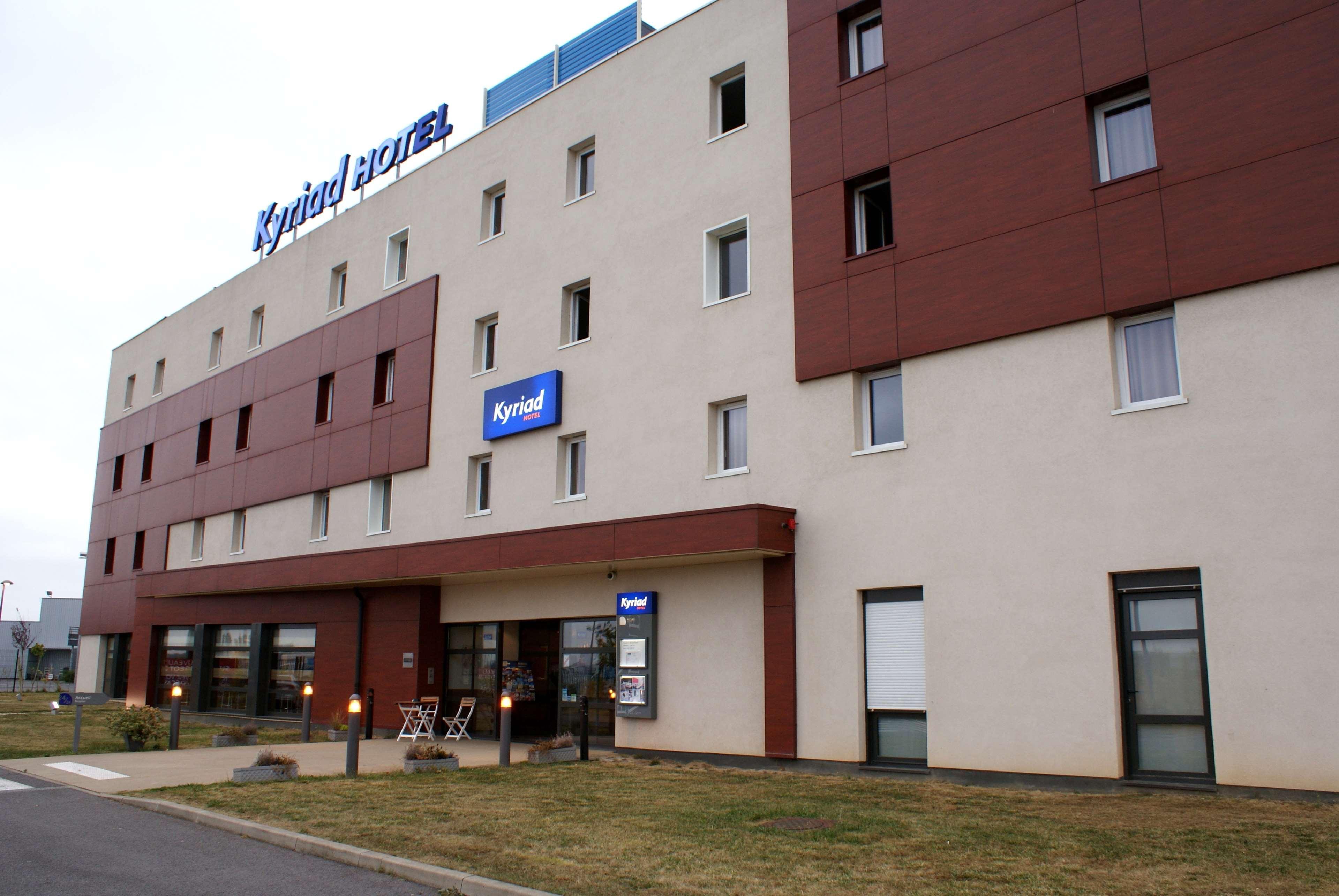 Ibis Douai Dechy Hotel Bagian luar foto